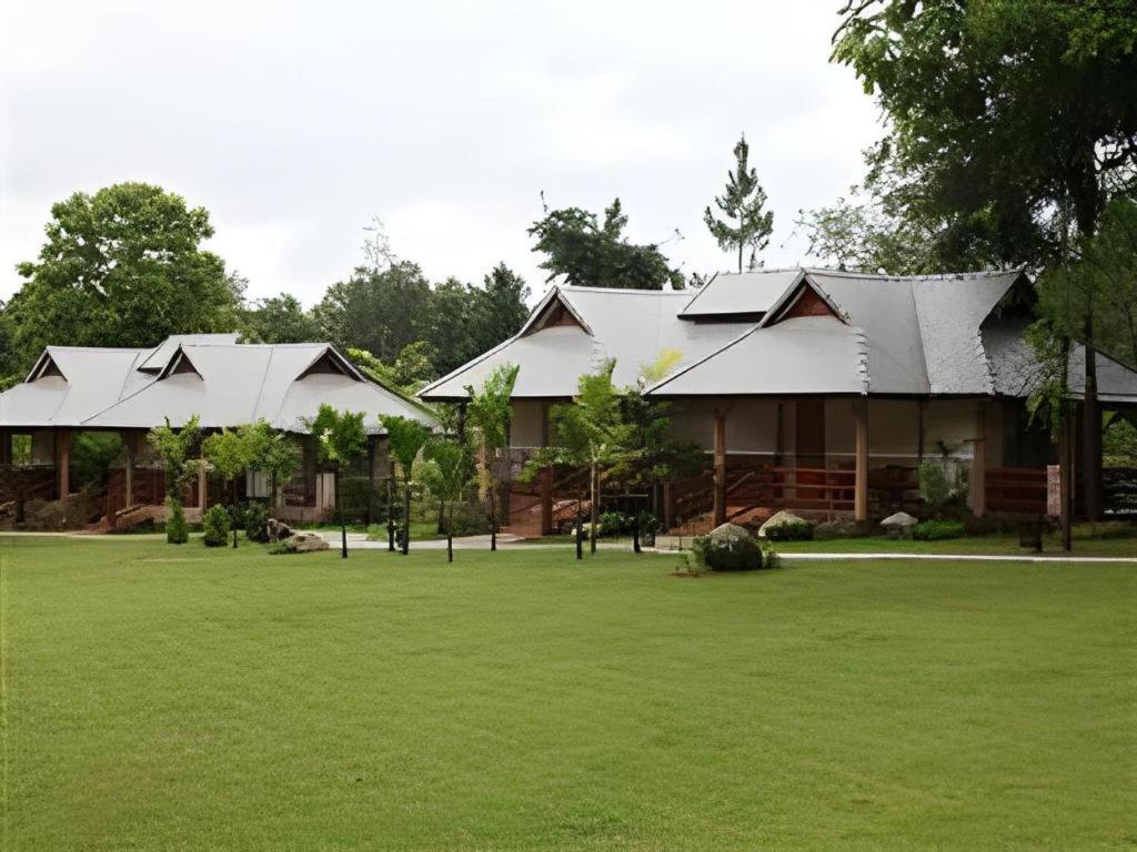 Chiangkham Luang Resort تْشينغْ داوْ المظهر الخارجي الصورة